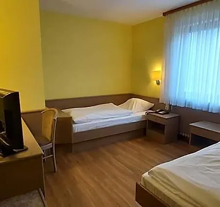 Astoria 2*